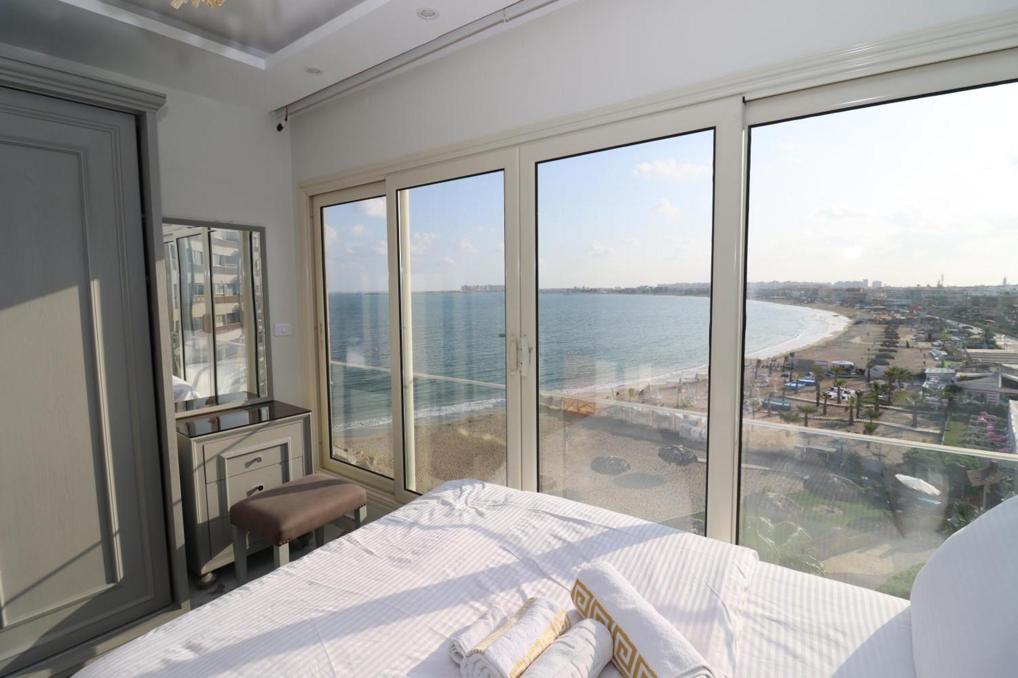 Beach Luxury Mamoura Private Beach 亚历山大港 外观 照片